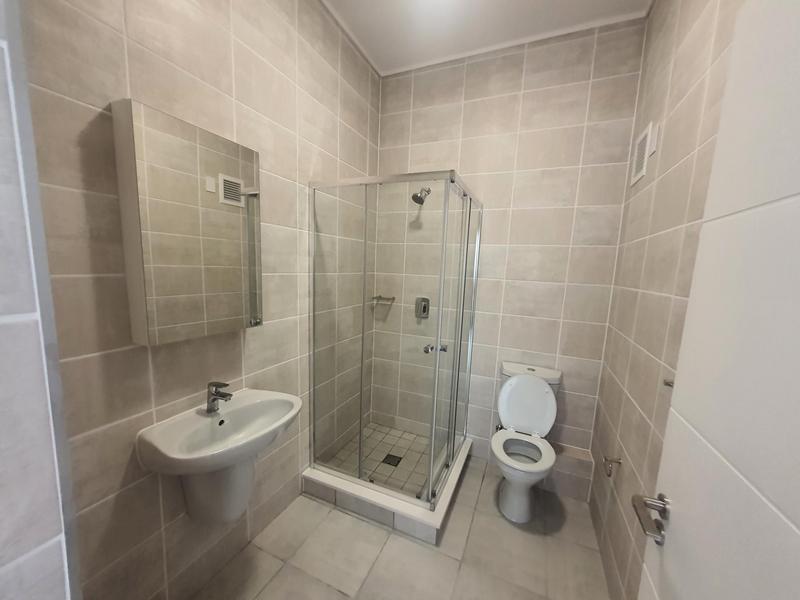 To Let 2 Bedroom Property for Rent in Gordons Bay Western Cape